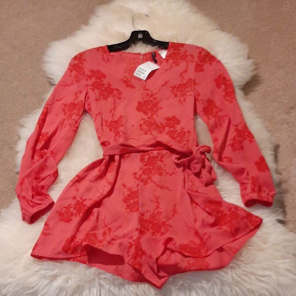 New H&M "Divided" floral romper size 2